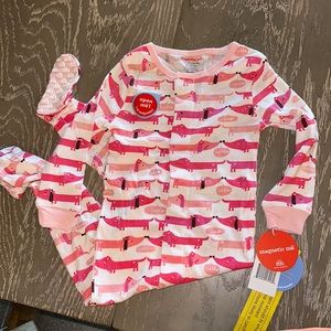 Magnetic Me Footie - Girl hot dog - NWT